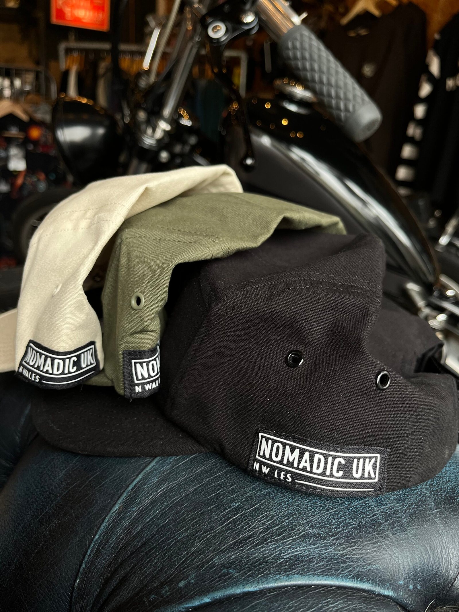 NMD UK 5 Panel - Image 4